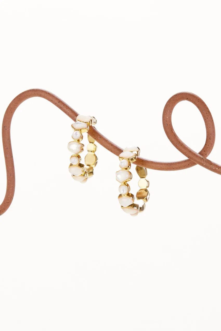 Chaya Earring