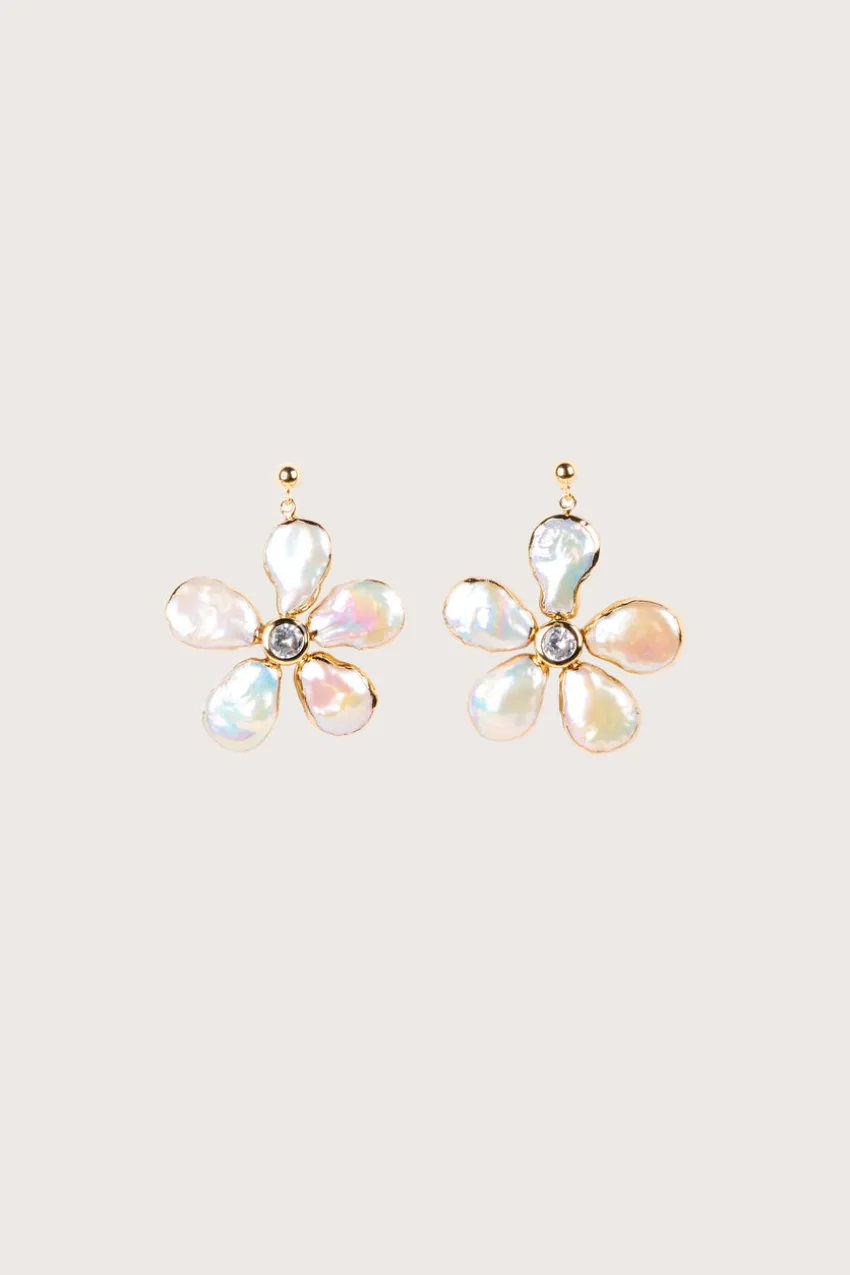Della Earring