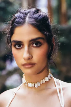 Devora Choker