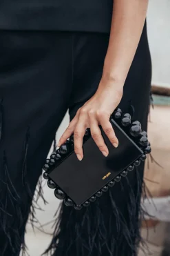 Eos Clutch