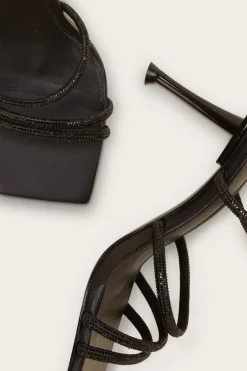 Isa Sandal