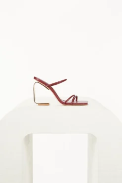 Laleh Sandal