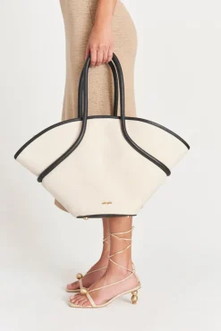 Nami Tote
