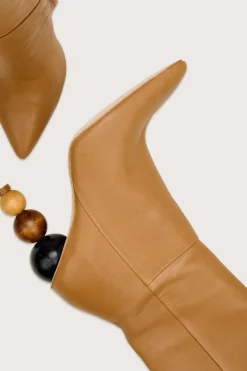 Symone Boot
