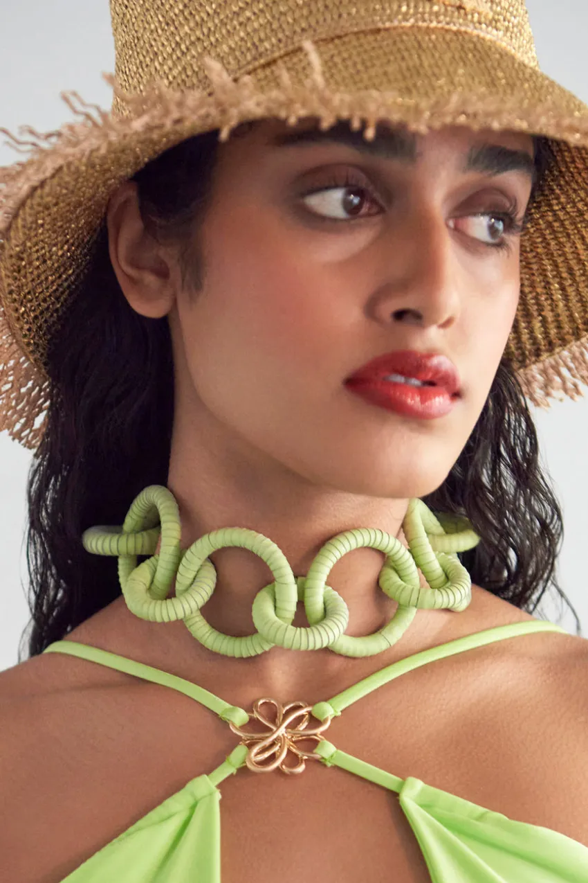 Valence Choker