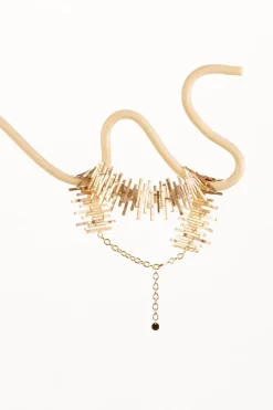 Vita Choker