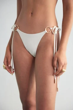 Yanna Bikini Bottom
